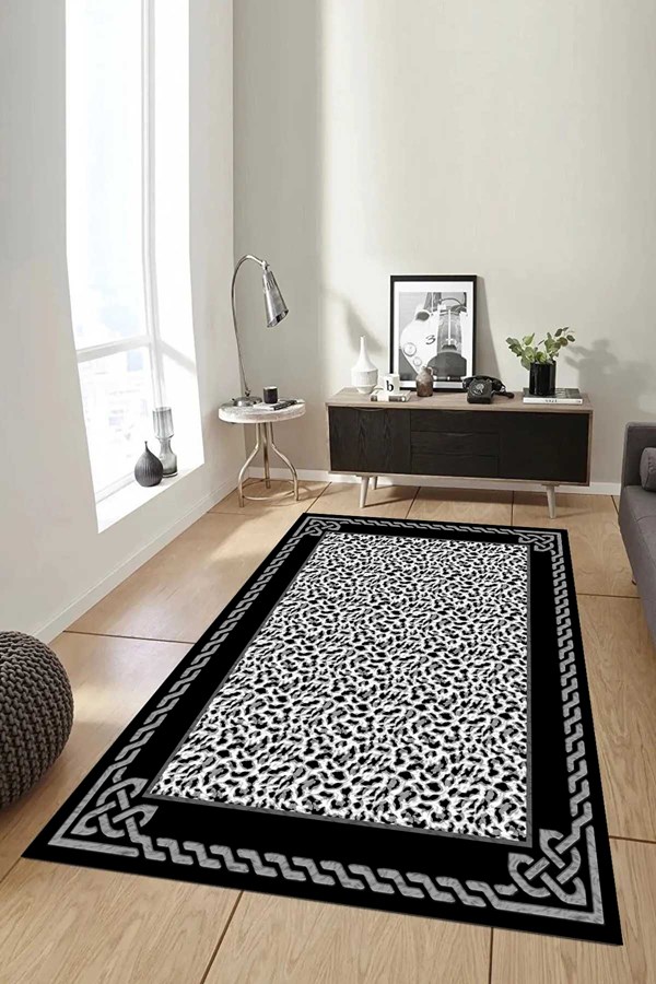 Dijital Baskılı Yıkanabilir Siyah Leopar Desenli Kaymaz Taban Halı